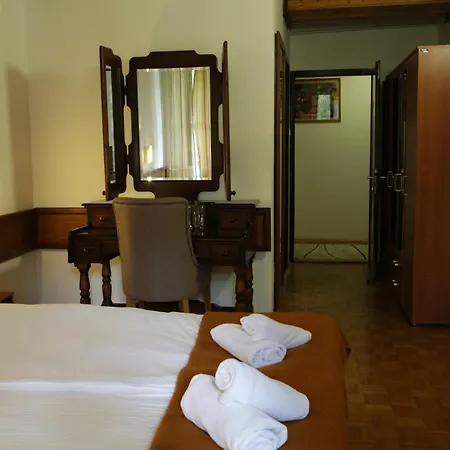 Ξενοδοχείο Trayal