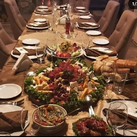 Trayal Ξενοδοχείο *